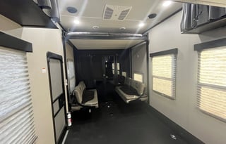 2022 Grand Design Momentum 381 M