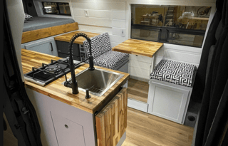 Foxy Roxy 2021 Ram Promaster "Glamping"