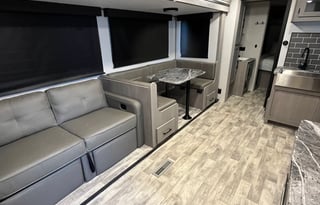 2023 Dutchmen RV Kodiak Ultra-Lite 302BHSL