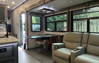 2021 Keystone RV Montana 3121RL