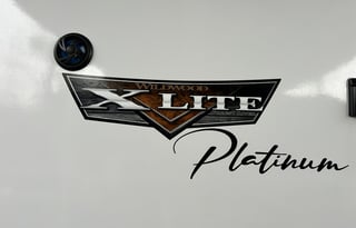 2023 33’ Wildwood X Lite Platinum