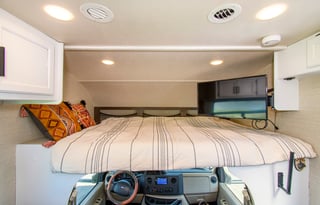 ***JUST RENOVATED RV ***  A Campers Dream!!!