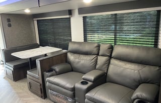 2020 KZ Sportsmen LE 343BHKLE