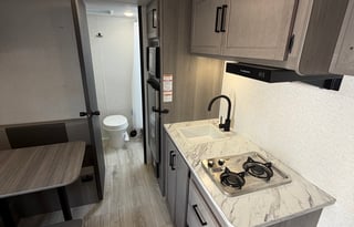 2025 Keystone Hideout - Modern, Cozy & Easy to Tow
