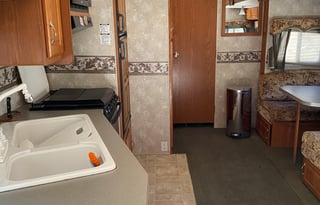 2005 Coachmen RV Chaparral 345BHS