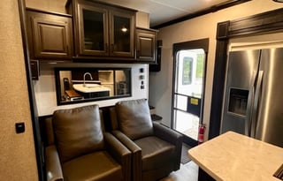 2021 Highland Ridge RV Open Range OF427BHS