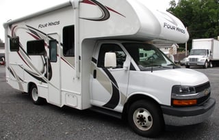 2021 25' Four Winds 23U