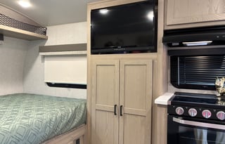 Liz and Mike’s Cozy Camper