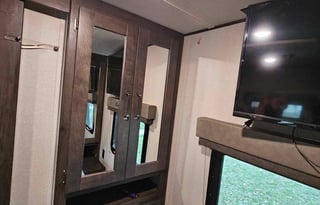 Stella's "love of the wild" Grand design Xplor