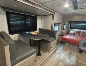 Coachmen RV Northern Spirit XTR 2146BHX
