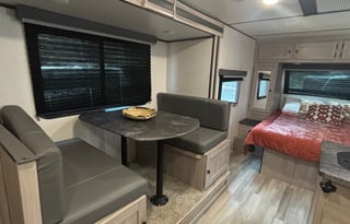 Coachman North Spirit w/Large Bunks!