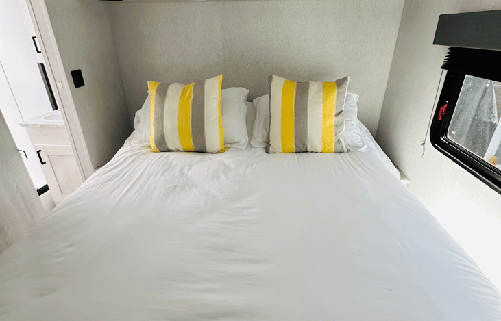 Great way to end your day in white crisp sheets at the end of a long day of exploring or relax in on your vacation!