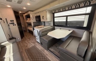 2022 Entegra Odyssey 31F–Sleeps 10, Wifi, Loaded