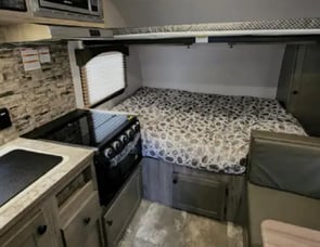 Sunset Park RV Sun Lite 16BH