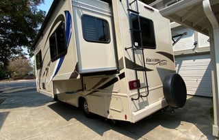 2019 Mercedes Thor Freedom Elite 24FE  DIESEL FUEL