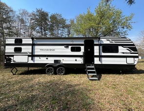 Grand Design Transcend 335BHT