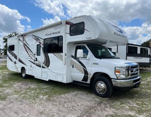 Thor Motor Coach Four Winds 31E