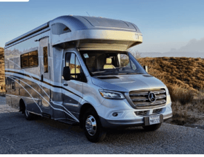 Winnebago Navion 24D