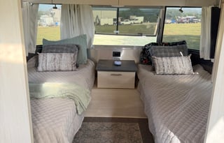 Airstream Glamping in Style/Remote OfficeStarlink
