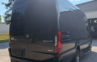 Luxury Off-Grid Sprinter Ultimate Freedom/Comfort