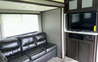 Explore in Comfort: 2020 Heartland 27RKS