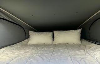 2023 Jayco Swift 20D Pop-Top With Starlink Wifi