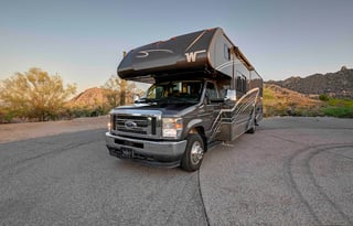 New Winnebago Class C Family Bunkhouse