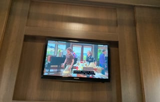 Great for families- 7 beds, 1 master bed