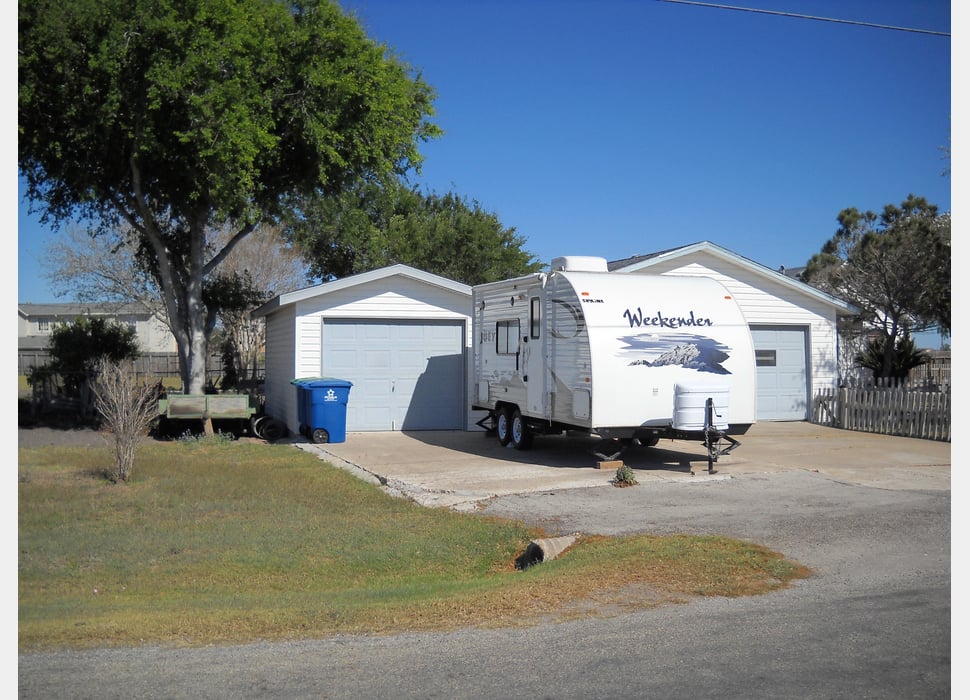 Travel Trailer rentals in Sandia