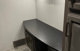 2020 Keystone Montana- HAL494