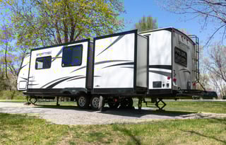 2016 Venture RV SportTrek 320VIK