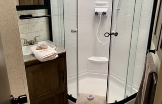 RV BNB FULLY stocked for vacation BEAUTIFUL ARERA