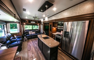 Come Glamp On Our Horse Farm!