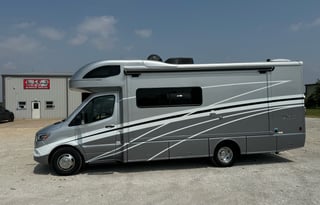 2023 Winnebago View 24D