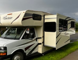 Coachmen RV Freelander 24FS Chevy 4500