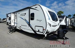 2021 (9180) Coachmen Freedom Express 320 EM