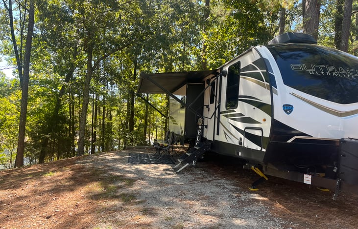 Pats Bluff on Sardis Lake