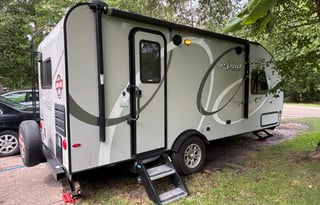#42 R-pod RP196 The Perfect Couples Camper