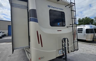 2015 Thor Motor Coach Windsport 32N