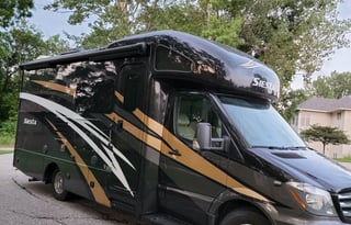 2017 Thor Motor Coach Siesta Sprinter 24SS