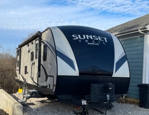 CrossRoads RV Sunset Trail Super Lite SS289QB