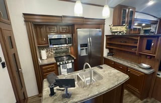 2017 Jayco Pinnacle 38FLSA