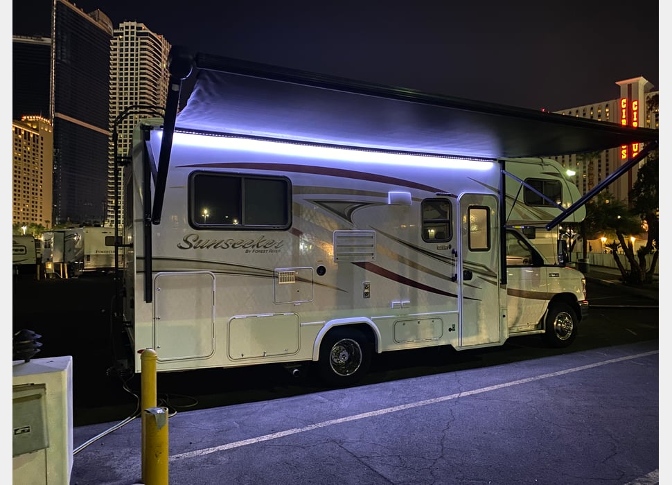 Class C Motor Home rentals in Gilbert