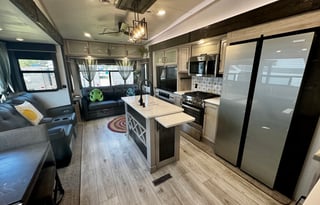Ariel - 2024 Keystone Montana High Country 385BR