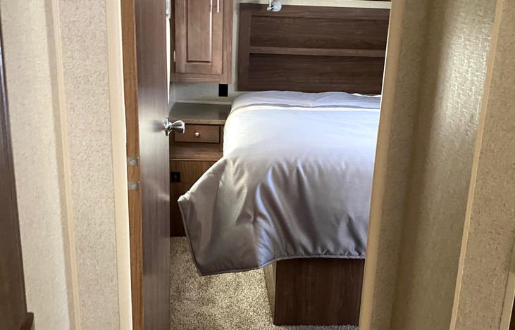 Bedroom with queen bed