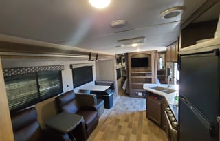 2019 Dutchmen RV Coleman Lantern Series 263BH