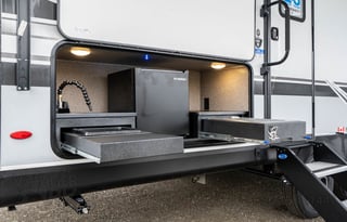 "Wheely" The Camper -Jayco Feather 24BH CLEAN!