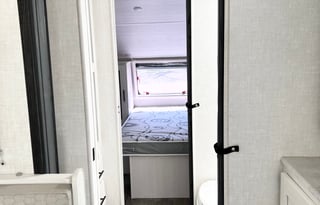 Intimate Camper for Lovers!