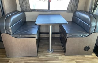 2019 Thor Motor Coach Majestic 23A