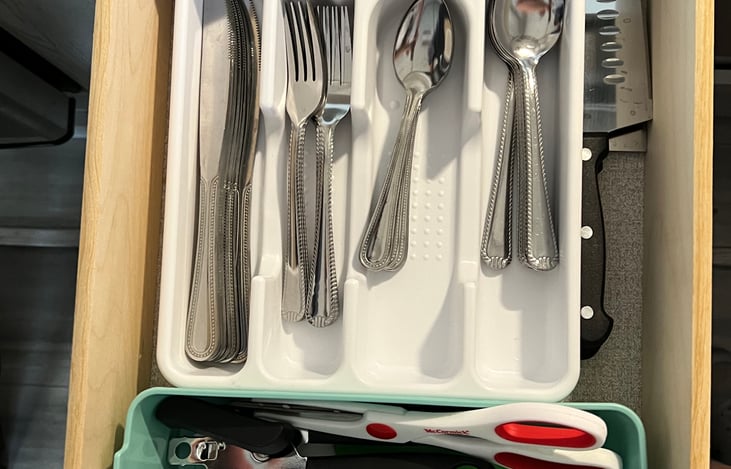Silverware drawer

(The site cropped our photos and I do not know how to fix)